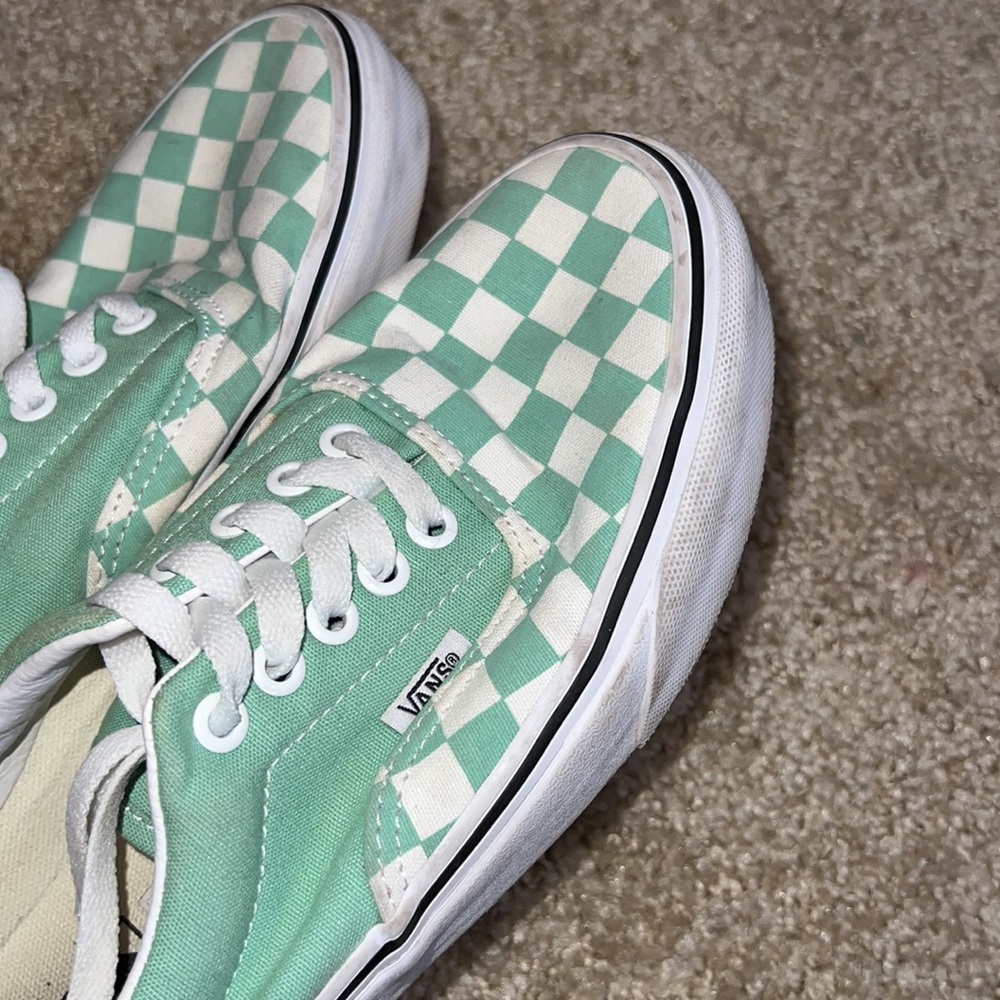 Checkerboard vans - Picture 3 of 4